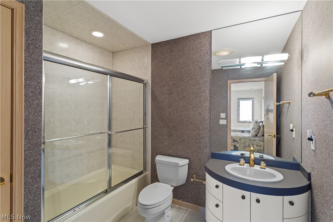 University Pkwy Resub 01 - Residential