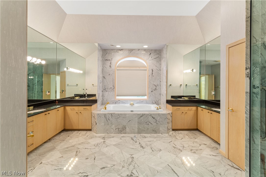 University Pkwy Resub 01 - Residential