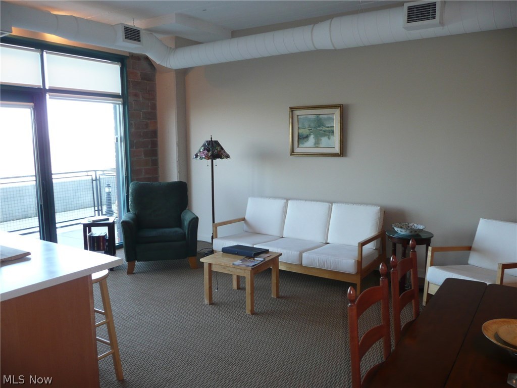 Chesapeake Lofts Condo - Residential
