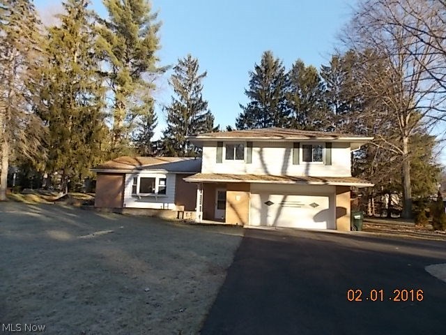This 4 level split is located on a quiet street. Hardwood floors gleam through the some bedrooms and living/dining rooms. Newer stove is included. There is plenty of space to relax and enjoy. First Look Initiative in effect for first 20 days until 5/12/16, only owner occupant offers considered during that time. Highest and Best is due by 11am on 5/2 //