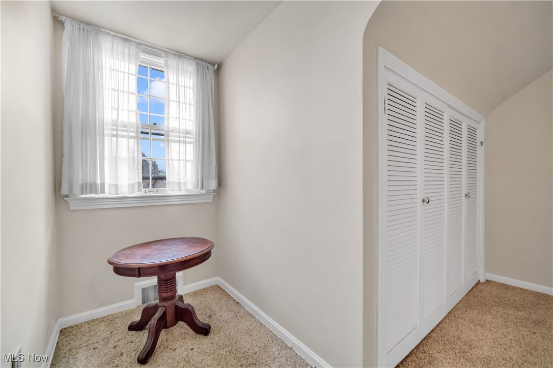 2272 Mount Vernon Boulevard, East Cleveland, Ohio image 10
