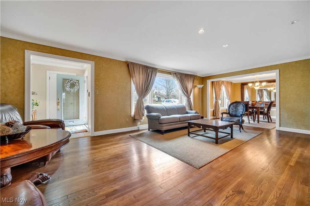 2272 Mount Vernon Boulevard, East Cleveland, Ohio image 2