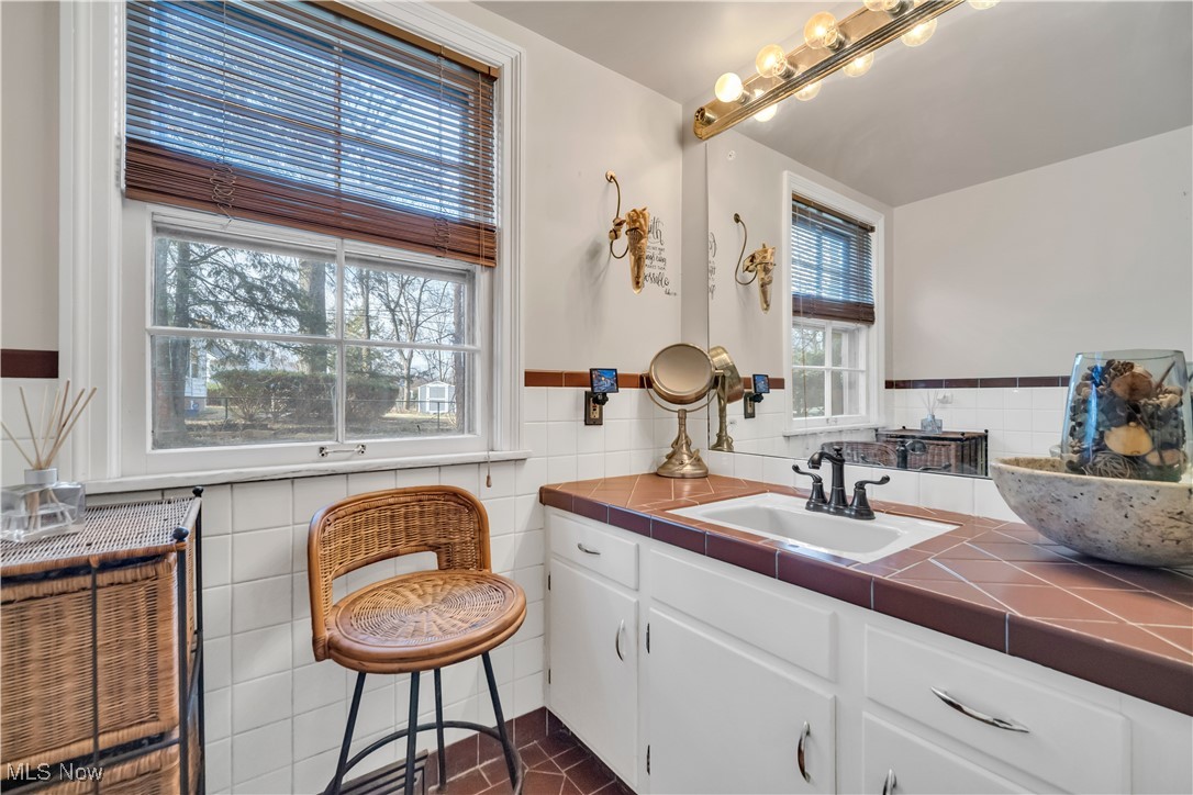 2272 Mount Vernon Boulevard, East Cleveland, Ohio image 23