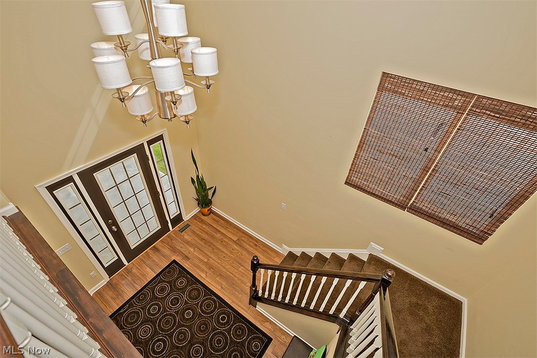 Lake Breeze Condo Ph 03 - Residential