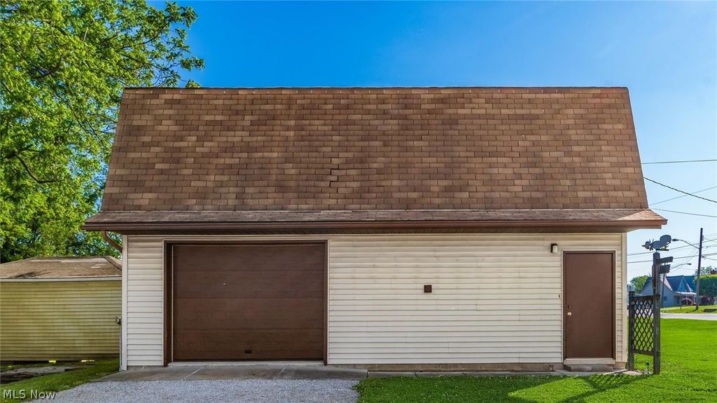 Photo of 113 E 2nd Street, Hebron, OH 43025 (MLS # 5211782)