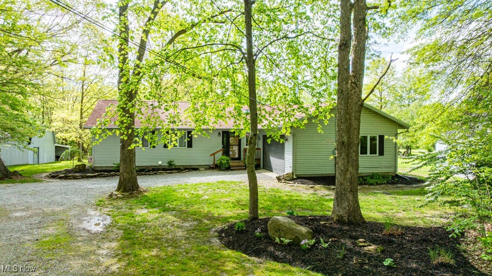 8584 Fisher Road, Diamond, Ohio image 1