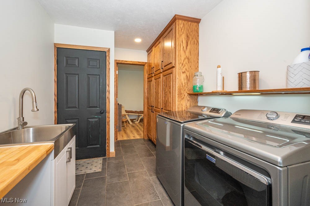 8584 Fisher Road, Diamond, Ohio image 16