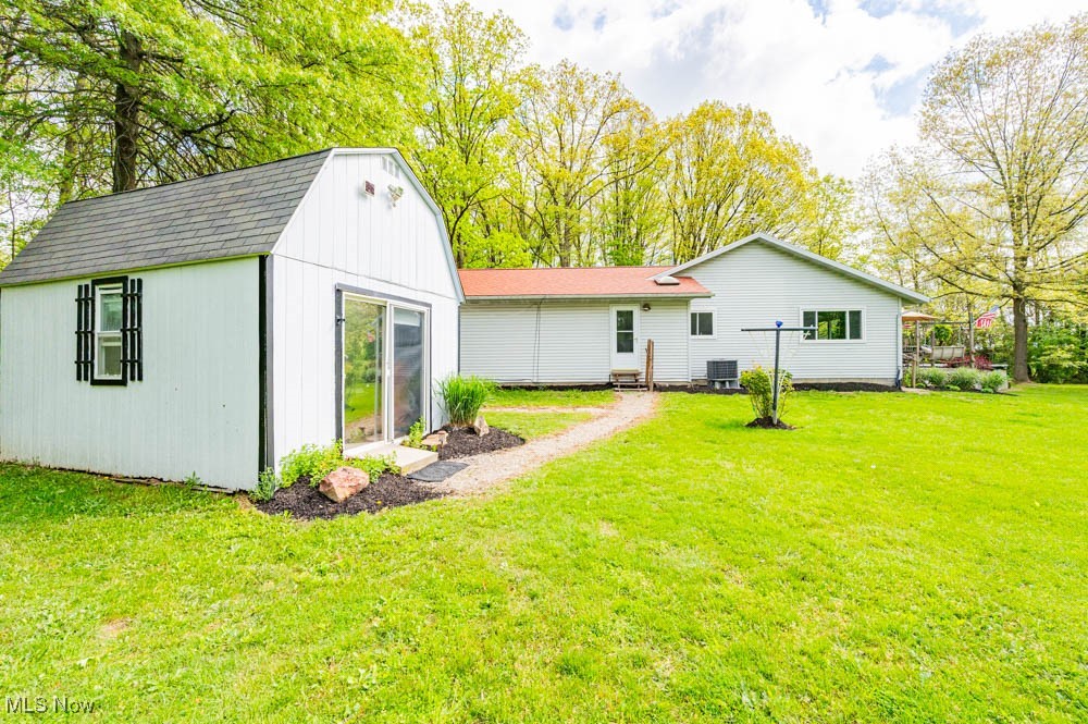 8584 Fisher Road, Diamond, Ohio image 39