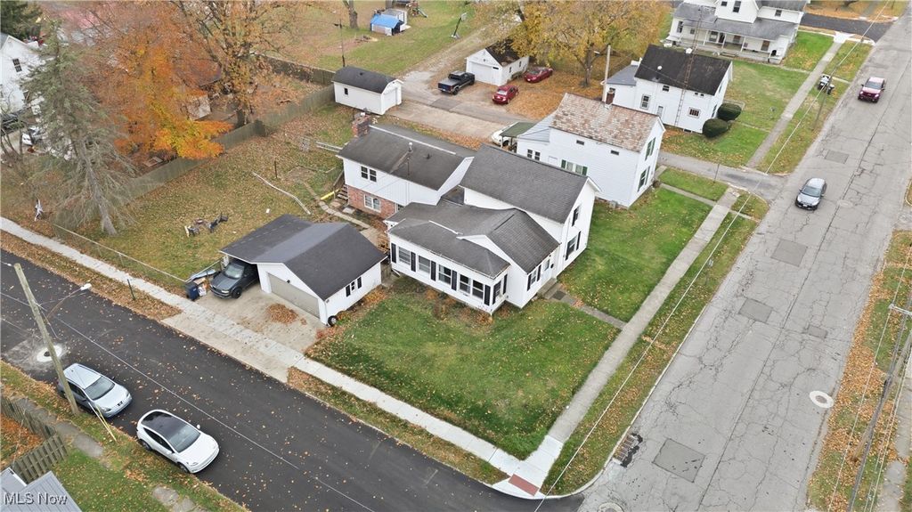 Photo of 48 E Smiley Avenue, Shelby, OH 44875 (MLS # 5175018)