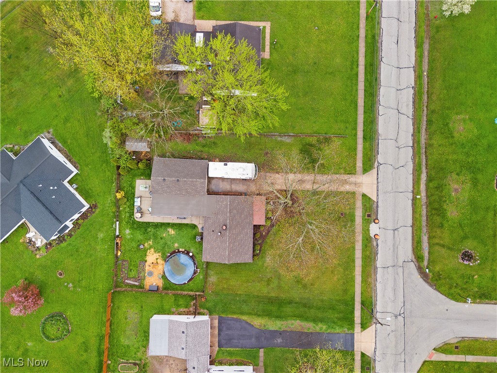 9878 Ridgewood Drive, Twinsburg, Ohio image 37
