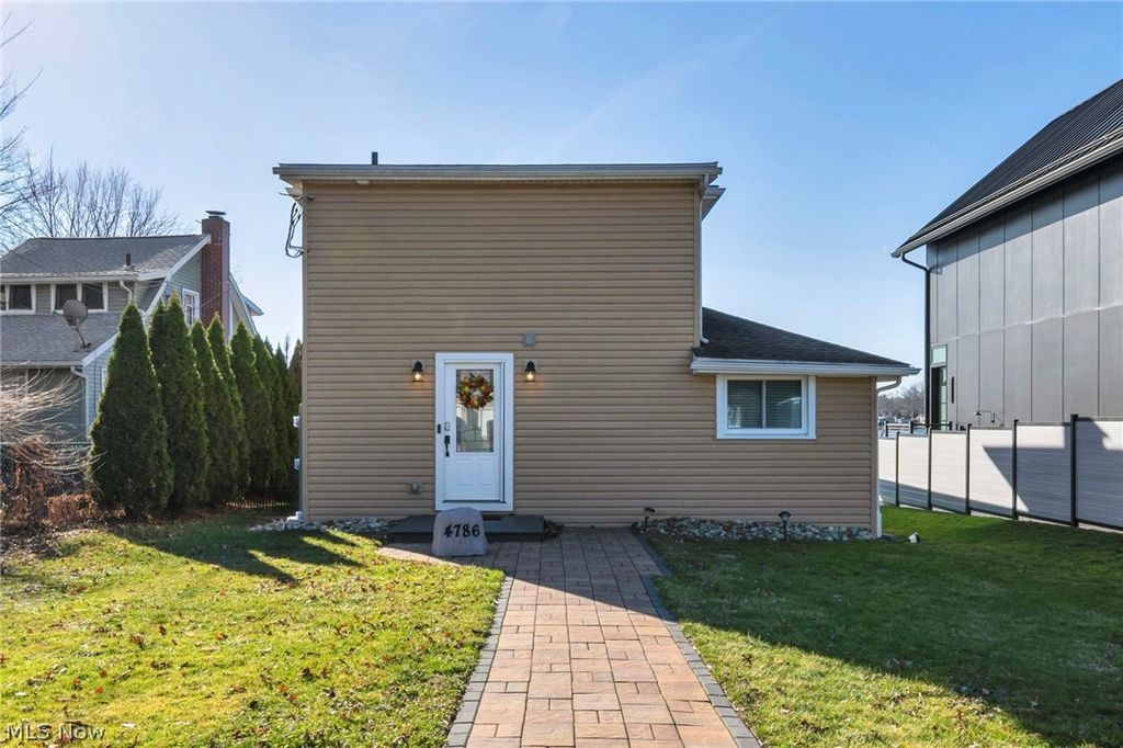 Photo of 4786 Bickford Avenue, Akron, OH 44319 (MLS # 5191246)