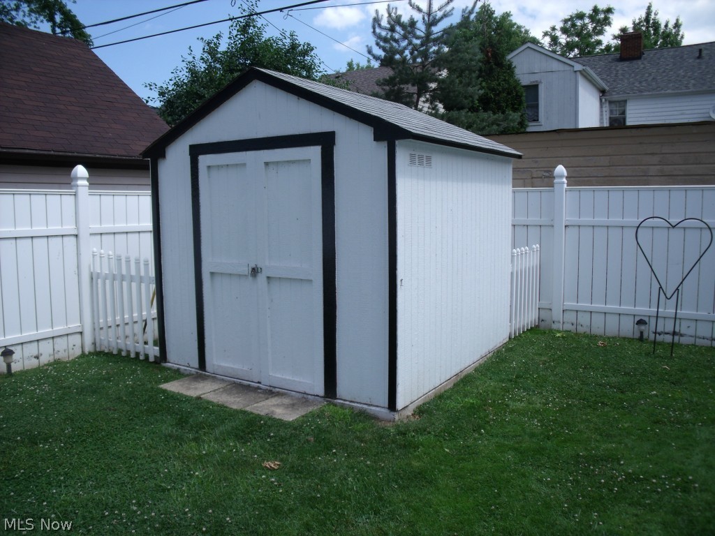 Utopia Beach - Residential