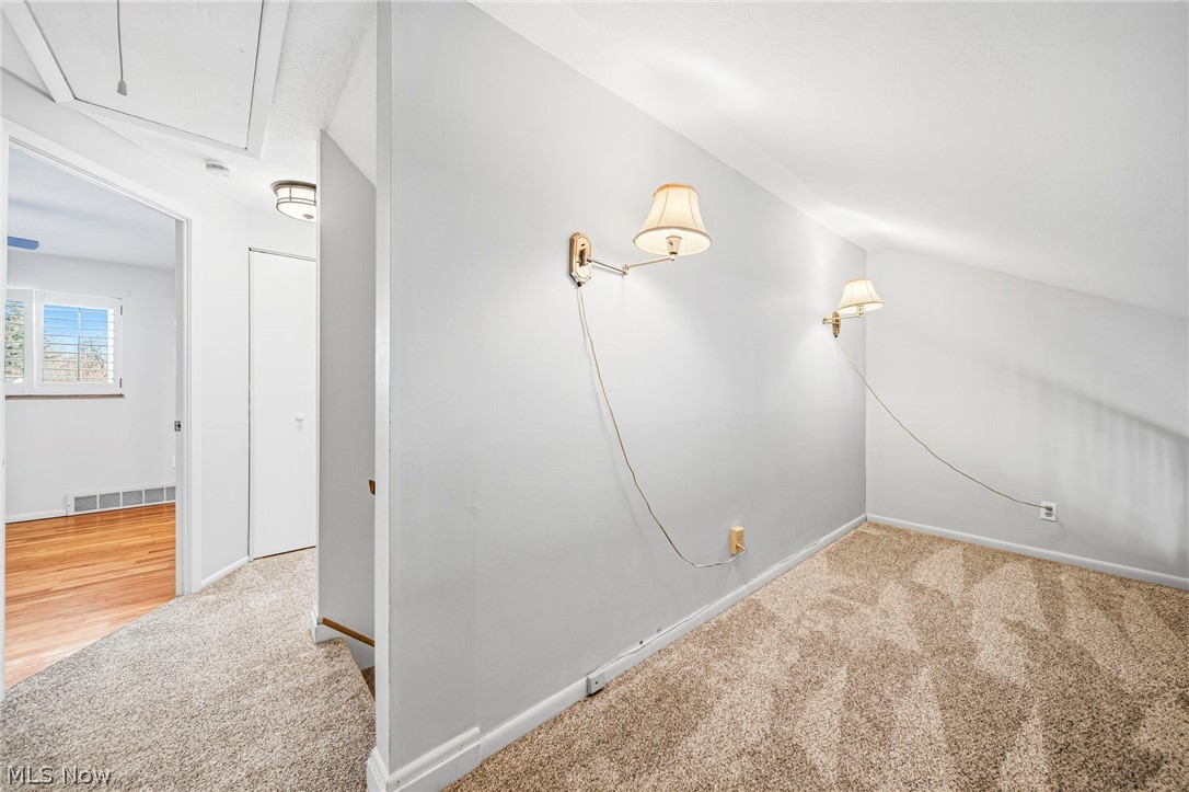 River Oaks Estates - Residential