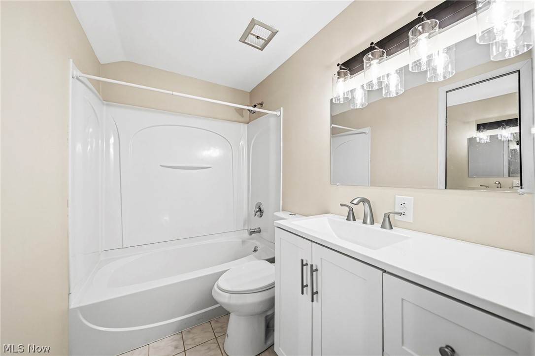 River Oaks Estates - Residential