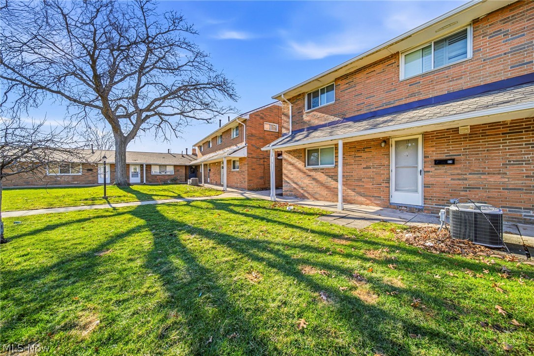 River Oaks Estates - Residential