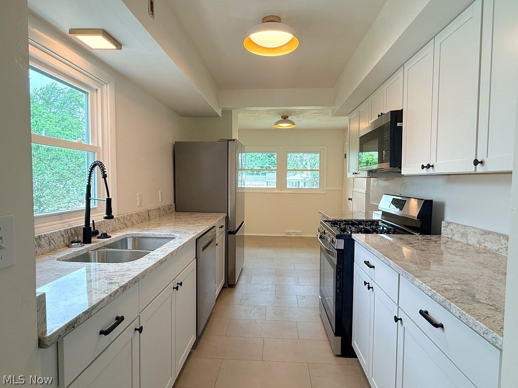 5193 Pinecrest