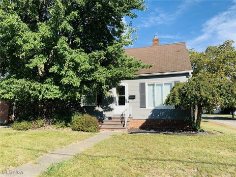 Photo for 5453 South Boulevard