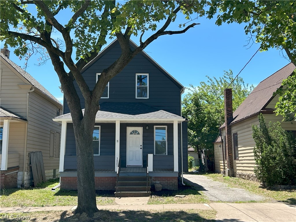 View Cleveland, OH 44109 house