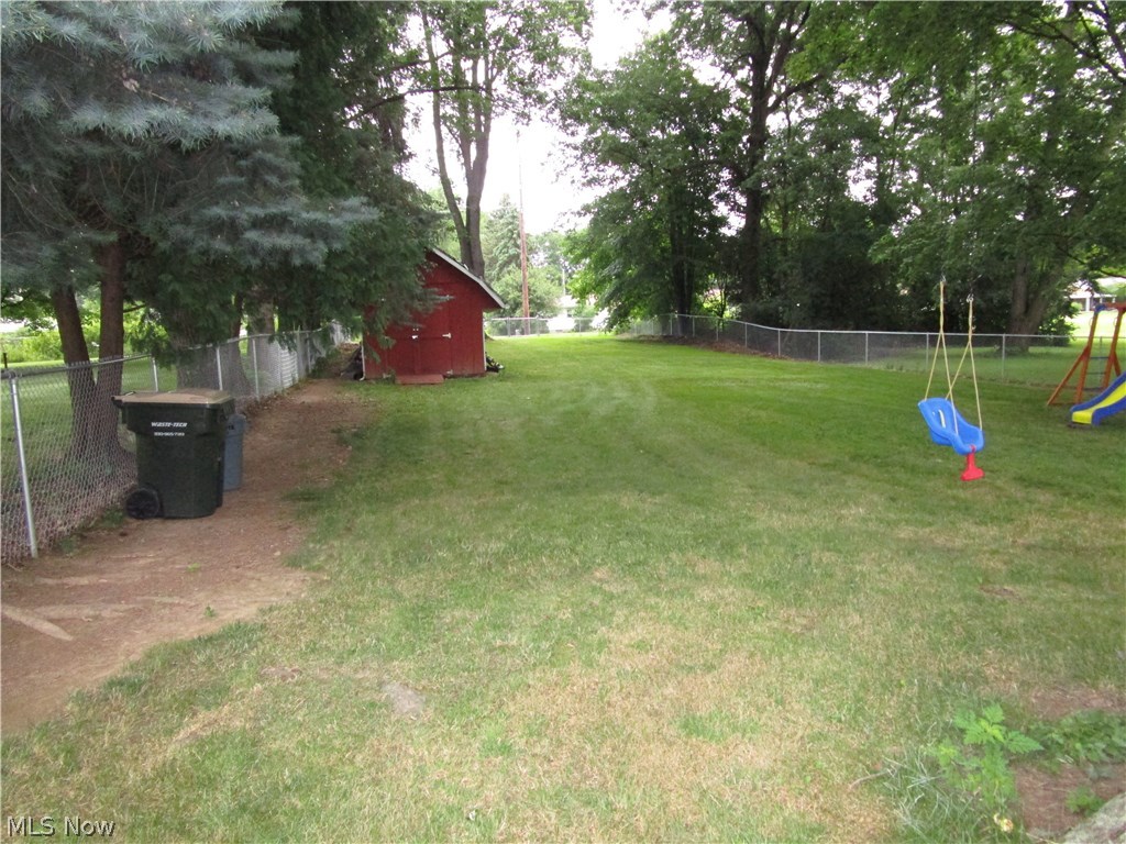 Village/Simon Troyer - Residential