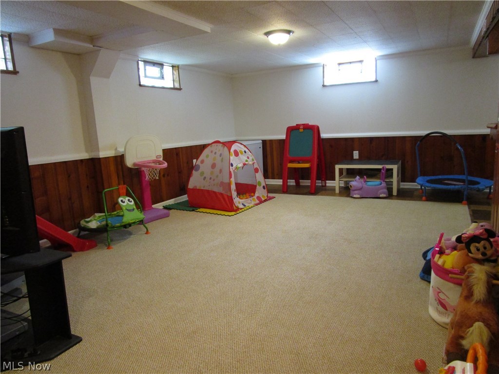 Village/Simon Troyer - Residential