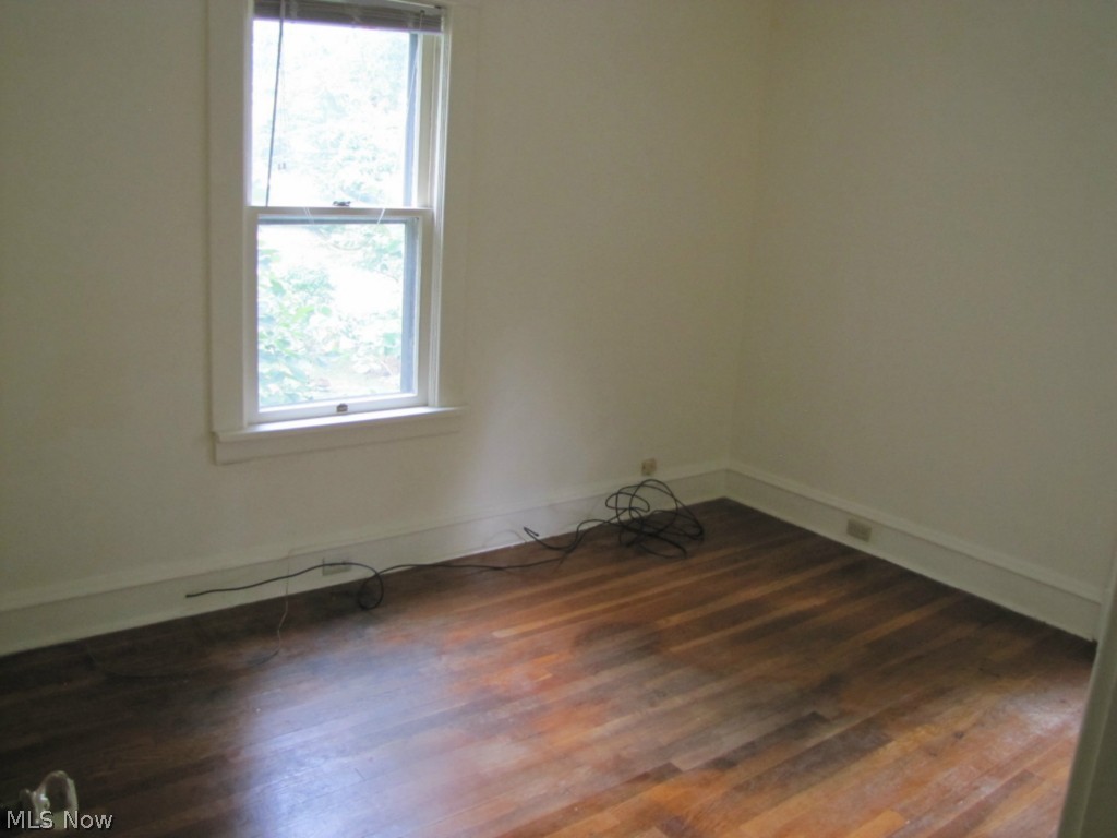 Meadowbrook Land Cos Meadowbr - Residential Lease