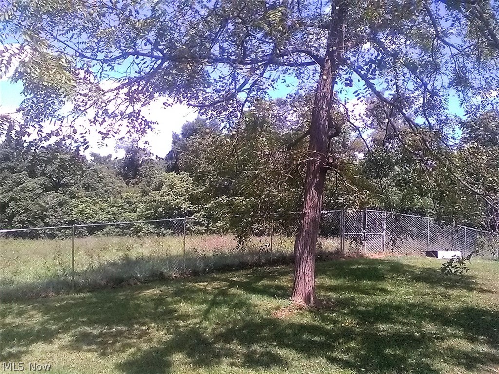 Elizabeth Hayes Prop - Residential