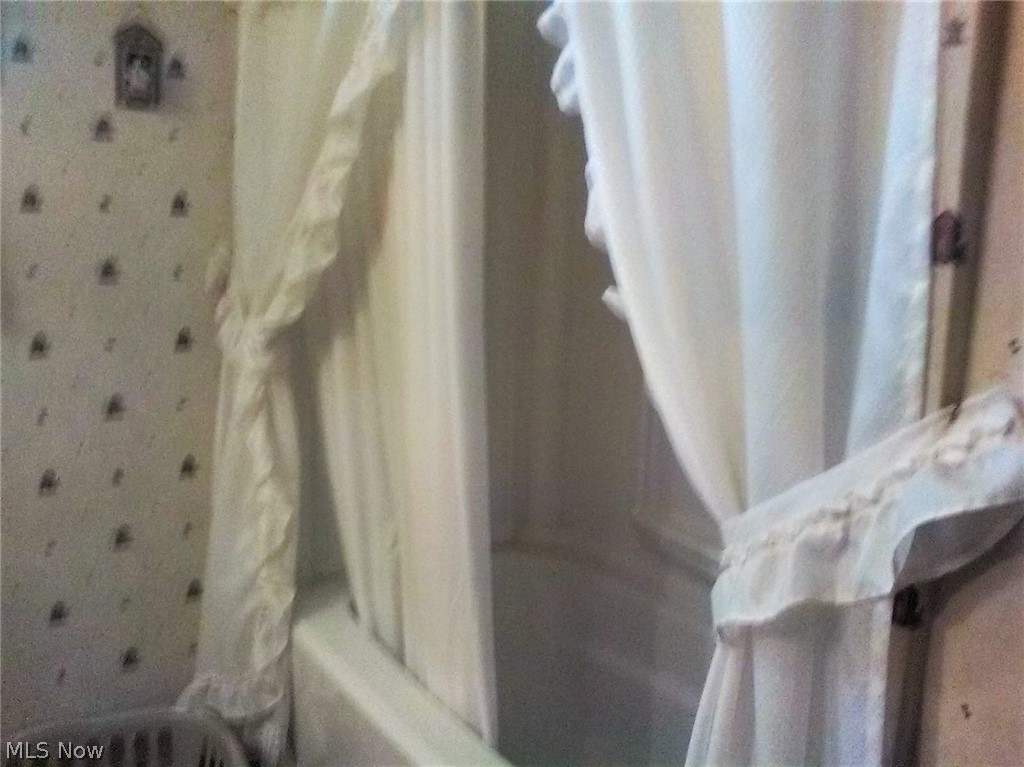 Elizabeth Hayes Prop - Residential