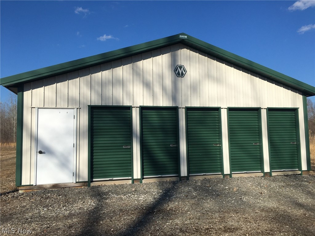 Salt Spgs 13 - Commercial Sale