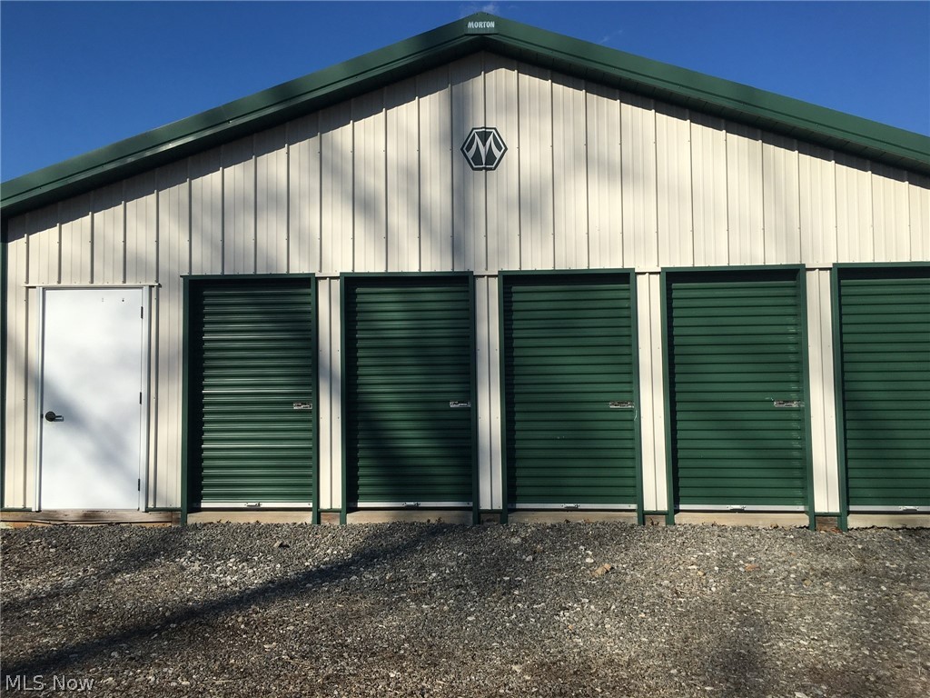 Salt Spgs 13 - Commercial Sale