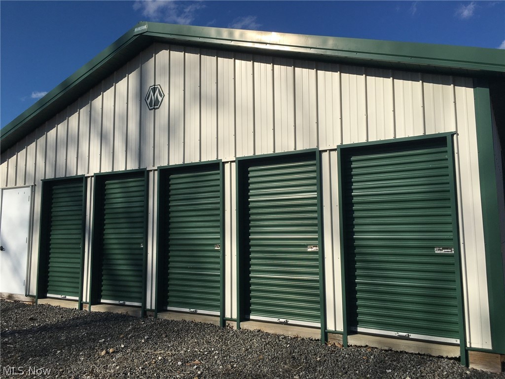 Salt Spgs 13 - Commercial Sale