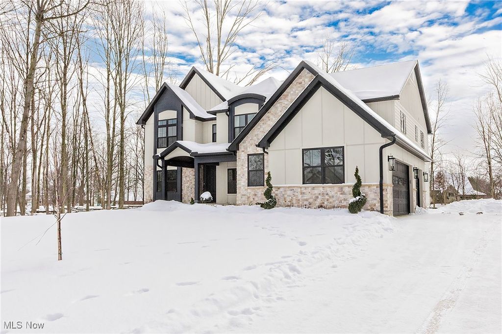 Photo of 2705 Rocky Ridge Drive, Westlake, OH 44145 (MLS # 5184622)