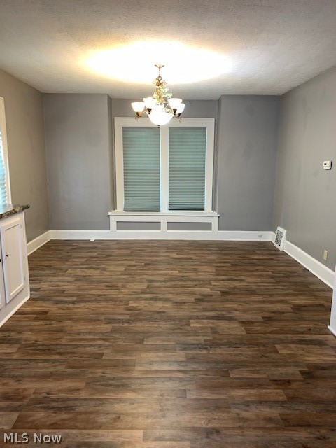 Village/Navarre - Residential