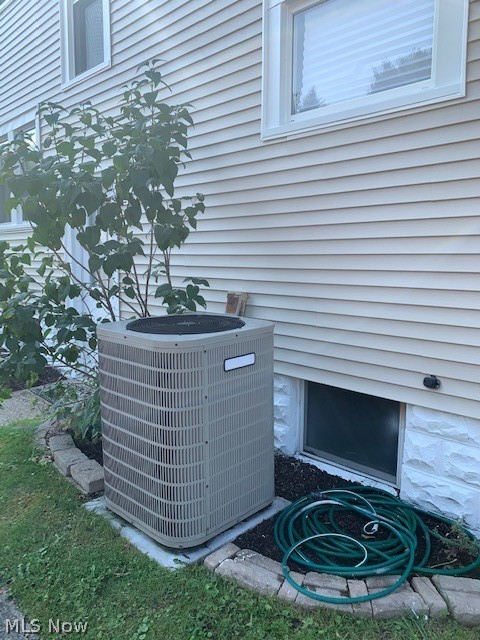 Village/Navarre - Residential