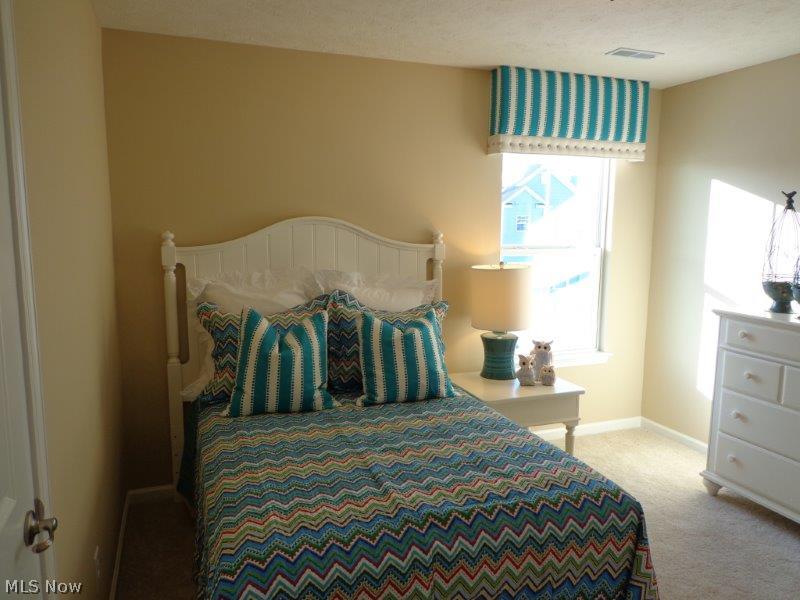 Stonegate at Waterbury - Residential