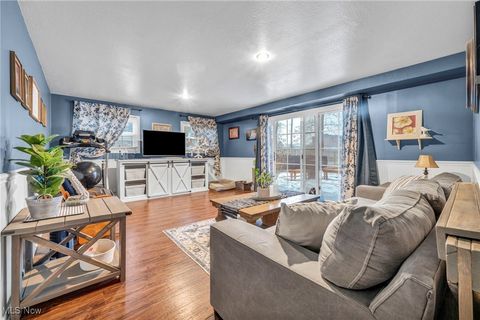 Tiny photo for 214 Beechwood Drive, Wadsworth, OH 44281 (MLS # 5178952)