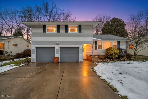 214 Beechwood Drive Wadsworth OH 44281