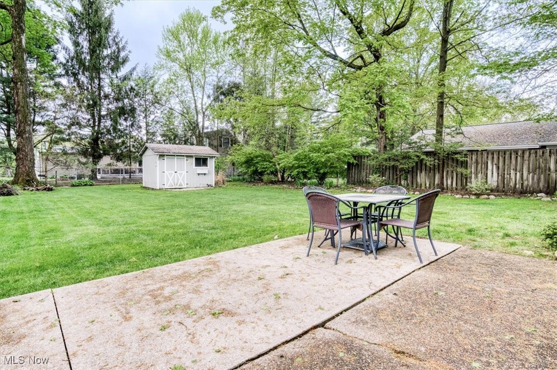 302 Hazelwood Drive, Chagrin Falls, Ohio image 40