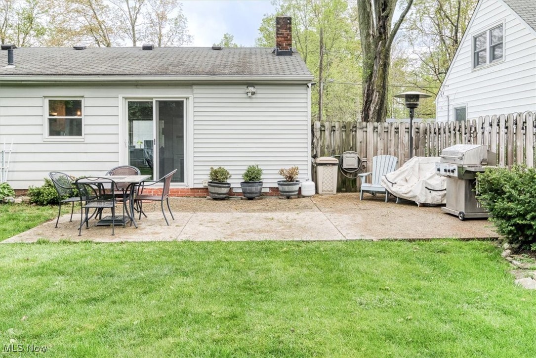 302 Hazelwood Drive, Chagrin Falls, Ohio image 39