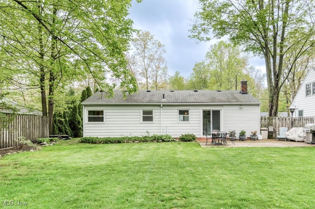302 Hazelwood Drive, Chagrin Falls, Ohio image 38