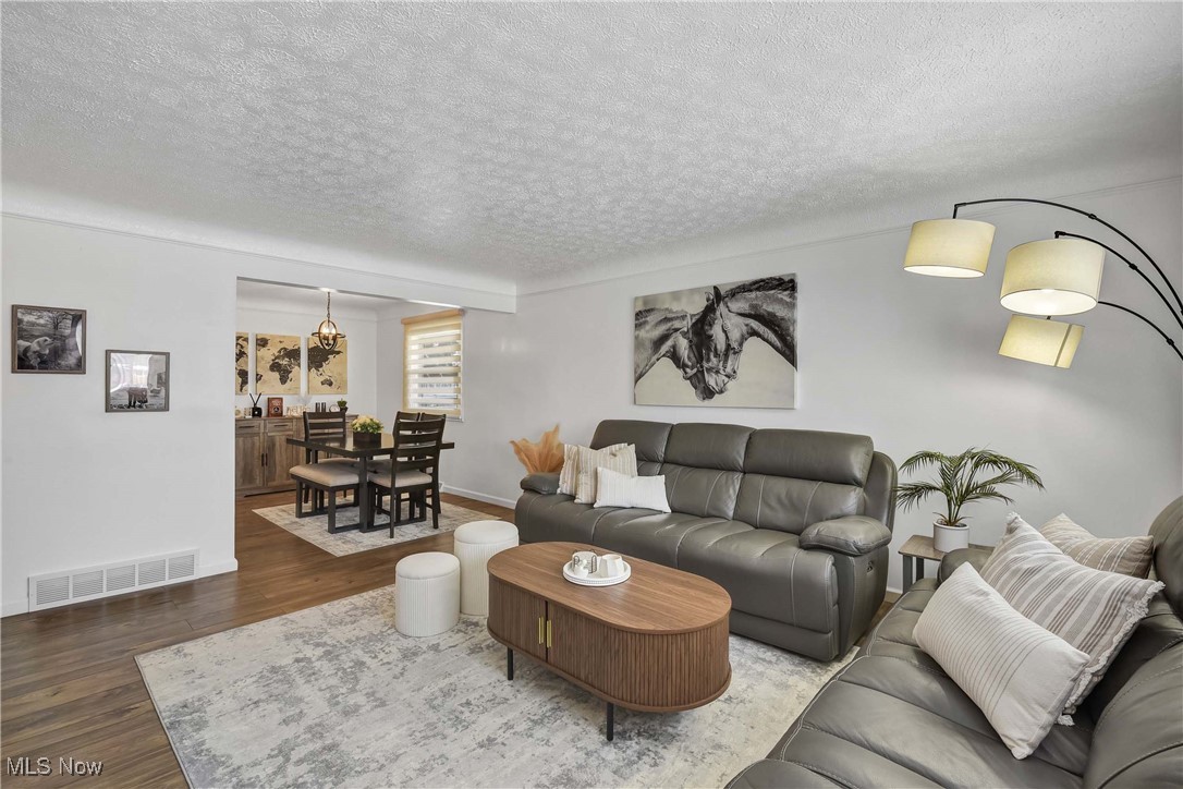 Mina 01 - Residential