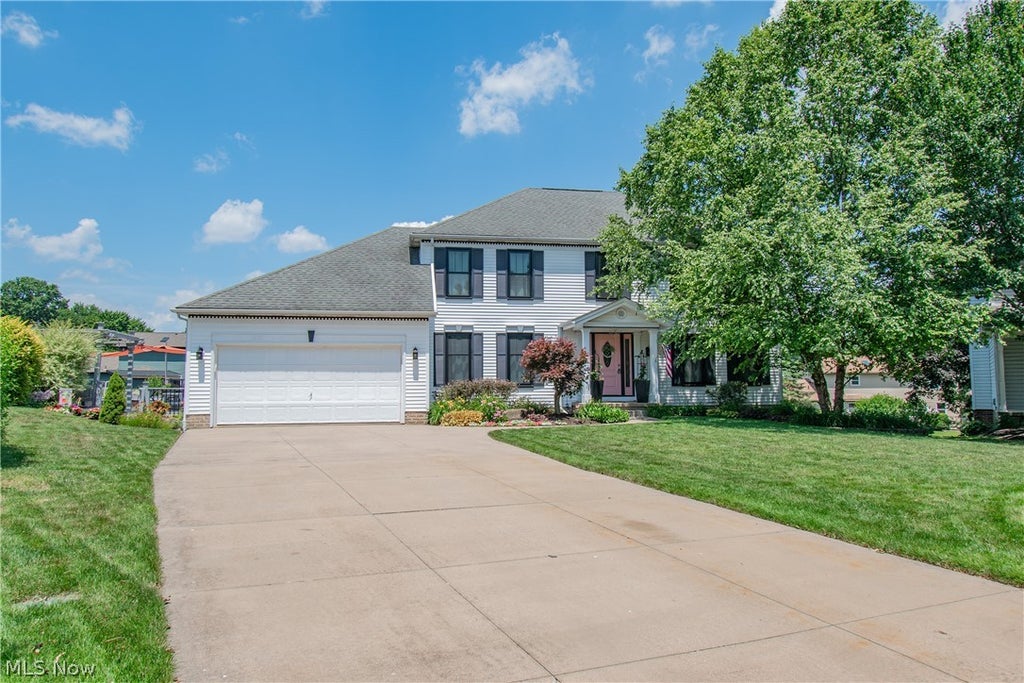 Photo of 478 Amberwood Drive, Akron, OH 44312 (MLS # 5224795)