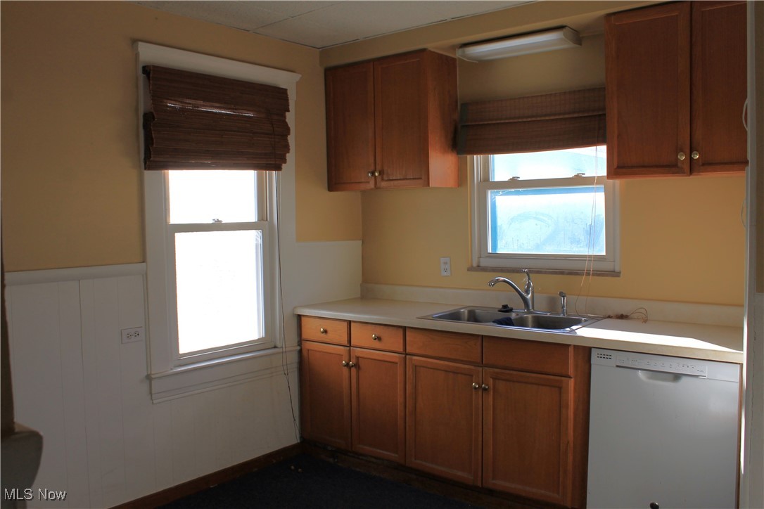 Euclid 15 - Commercial Sale