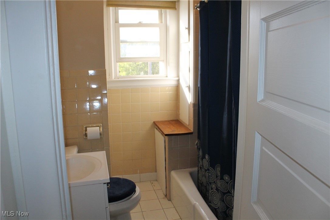 Euclid 15 - Commercial Sale