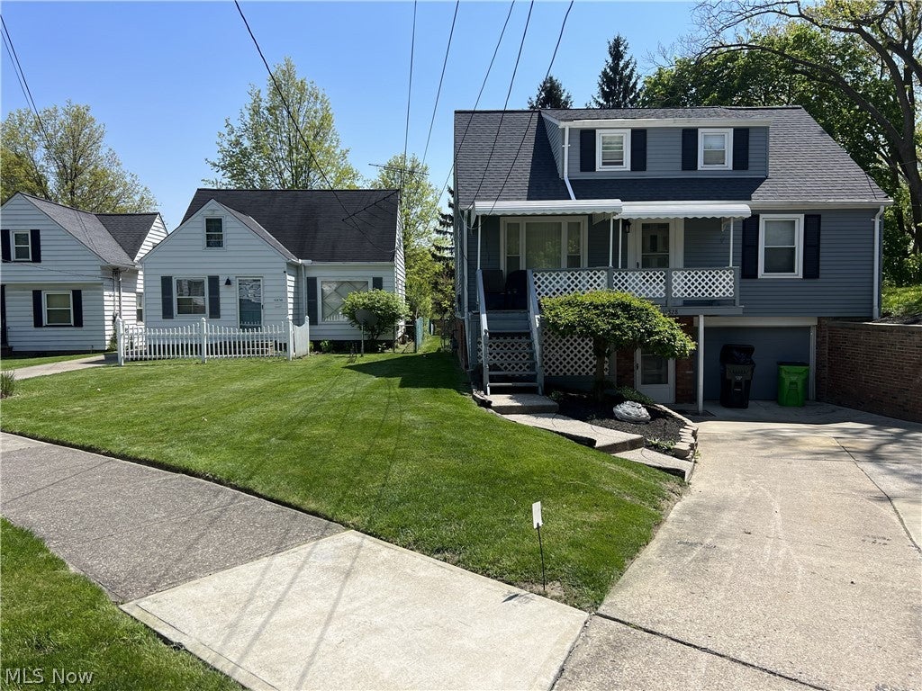 Photo of 10828 Mountview Avenue, Garfield Heights, OH 44125 (MLS # 5214478)