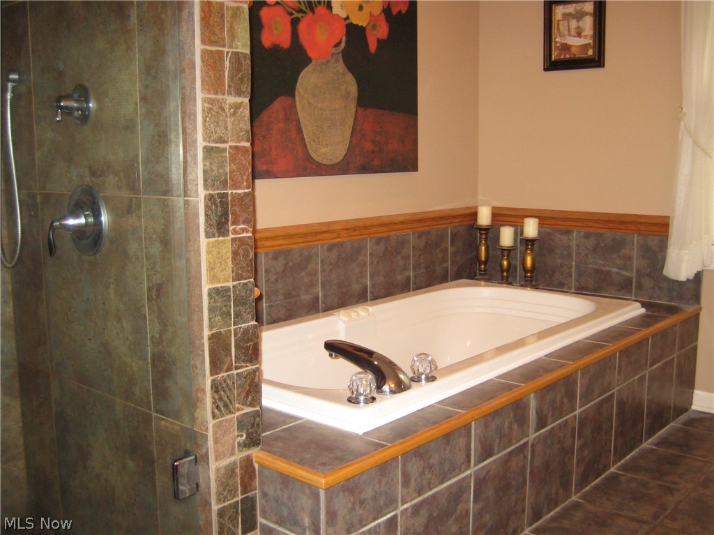 Fox Den 1 - Residential