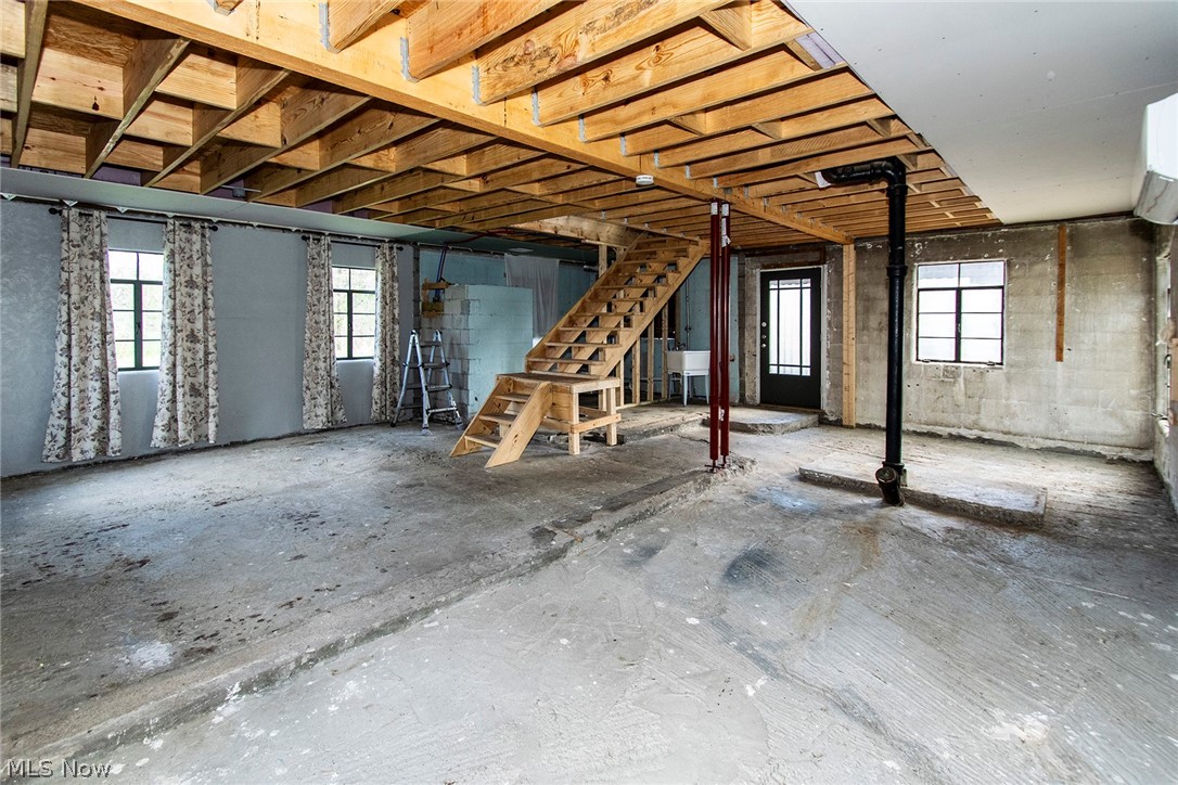 County/Lorain - Residential