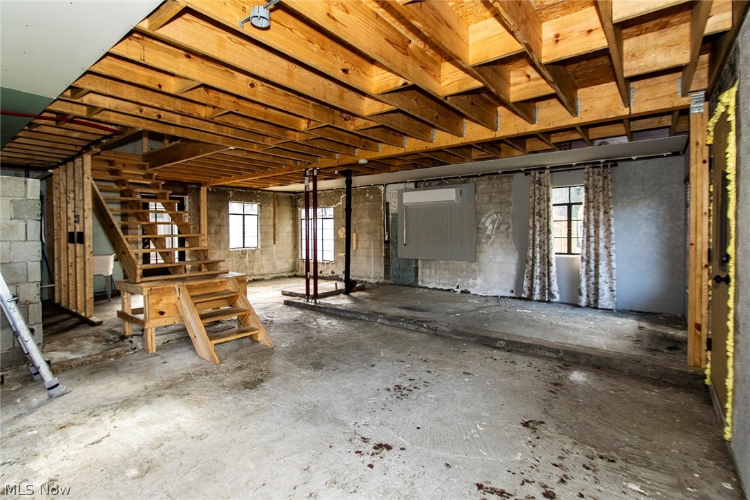 County/Lorain - Residential