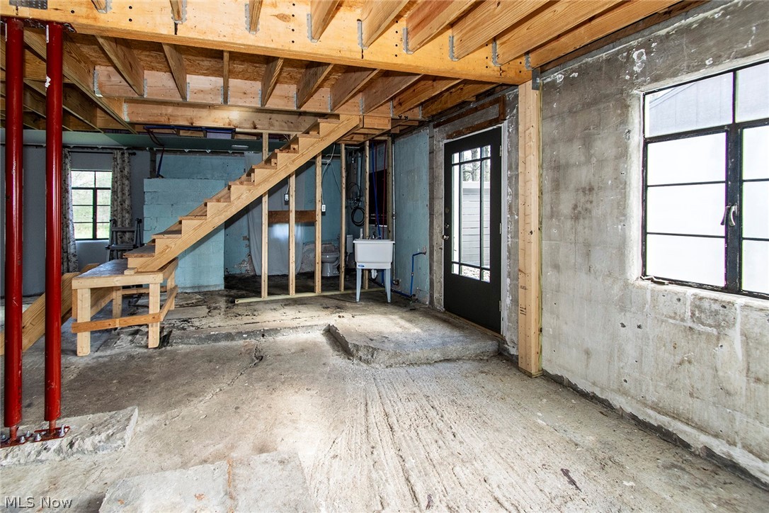 County/Lorain - Residential