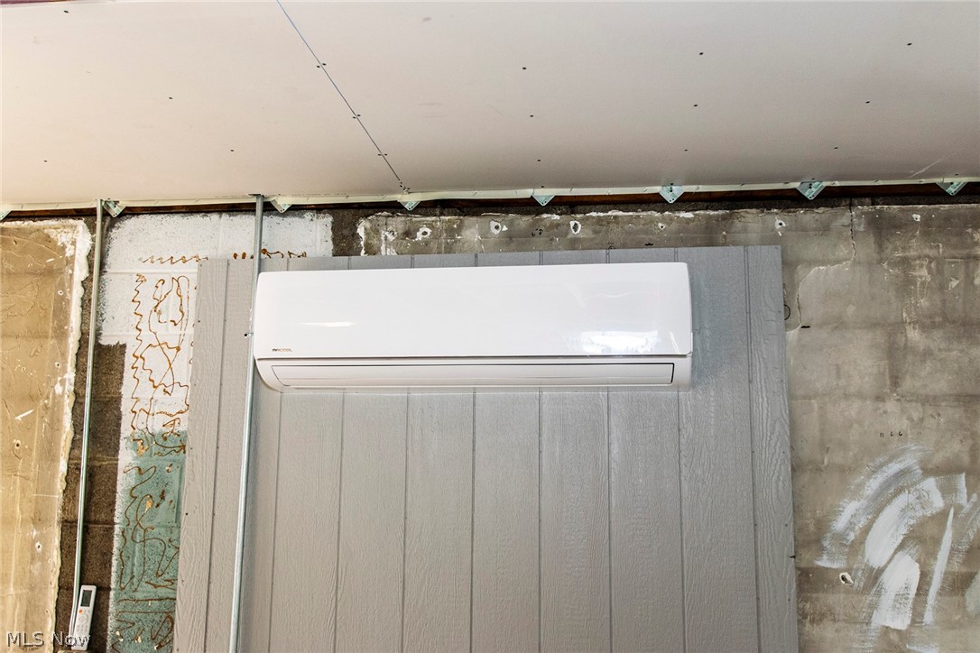 County/Lorain - Residential