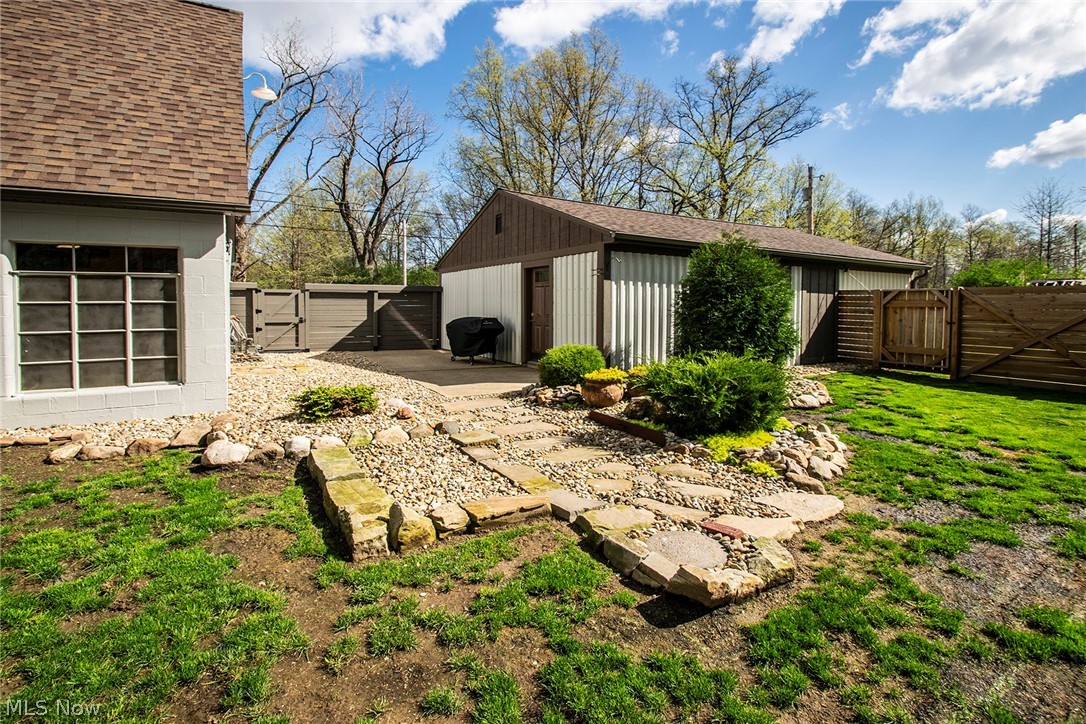 County/Lorain - Residential